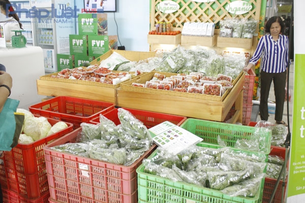 Người d&acirc;n Thủ đ&ocirc; t&igrave;m