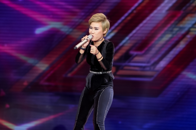 Minh Thư g&acirc;y b&atilde;o ở tập 2 v&ograve;ng Tranh đấu The X-Factor khiến BGK nể phục
