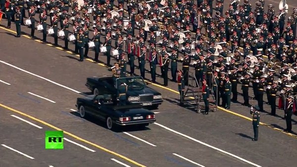 C&aacute;c kh&iacute; t&agrave;i qu&acirc;n sự được huy động tham gia buổi duyệt binh.