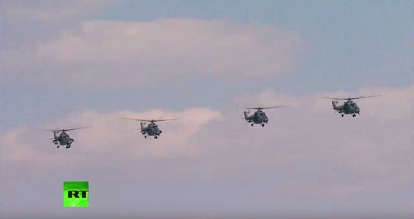 Tổng cộng 71 m&aacute;y bay đ&atilde; tham gia cuộc duyệt binh năm nay.