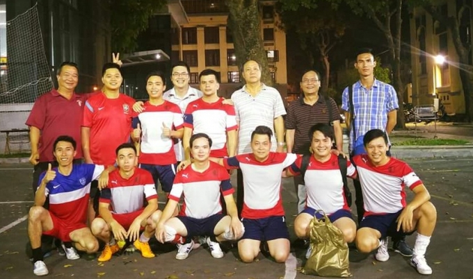 C&aacute;c cầu thủ Đại học Luật H&agrave; Nội đ&atilde; thi đấu xuất sắc, xứng đ&aacute;ng Nhất bảng A của m&ugrave;a giải n&agrave;y.