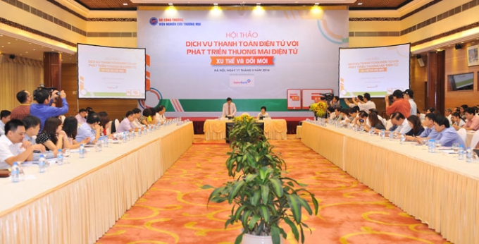 Hội thảo Dịch vụ thanh to&aacute;n điện tử với ph&aacute;t triển thương mại điện tử.