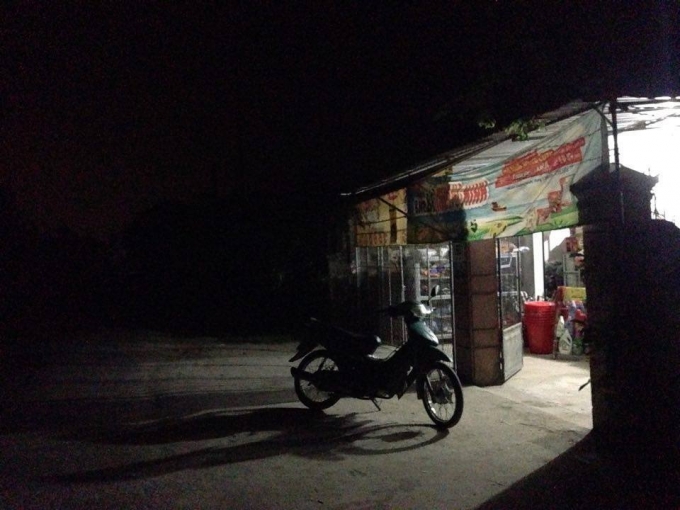 Hiện trường nơi anh H&ograve;a bị đ&acirc;m tử vong tại chỗ.