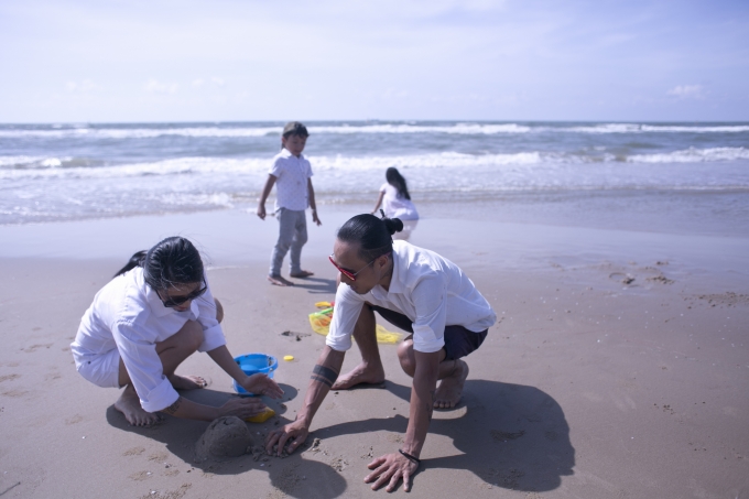 Ngắm khoảnh khắc ngọt ng&agrave;o đến tan chảy của gia đ&igrave;nh ch&agrave;ng rocker Phạm Anh Khoa
