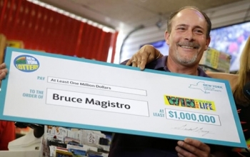 Thợ xây Mỹ hai lần trúng số một triệu USD