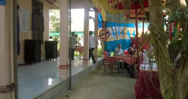 Huế: Phát hiện nam thanh niên chết trong tư thế treo cổ ở nghĩa địa