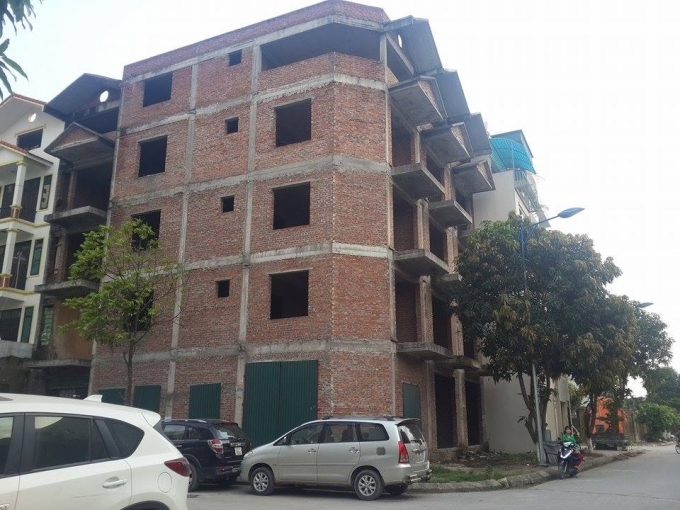 Hầu hết những khu nh&agrave; ở thấp tầng đều x&acirc;y dựng sai phạm.