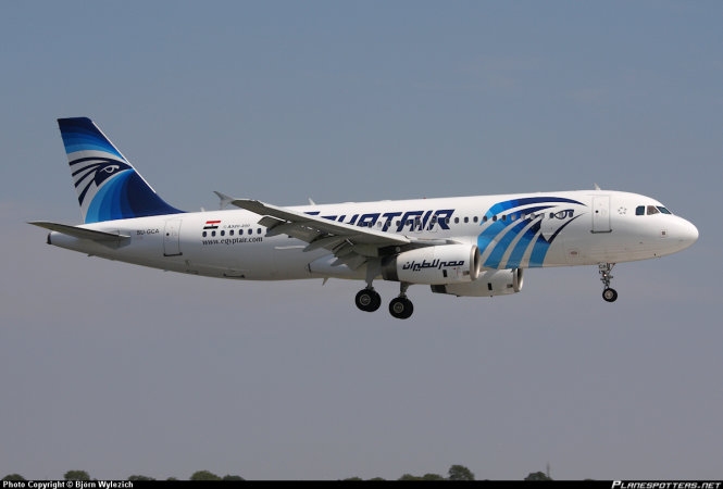 Một chiếc A320 của hẫng EgyptAir c&ugrave;ng loại với chiếc m&aacute;y bay mang số hiệu MS804 vừa mất t&iacute;ch.