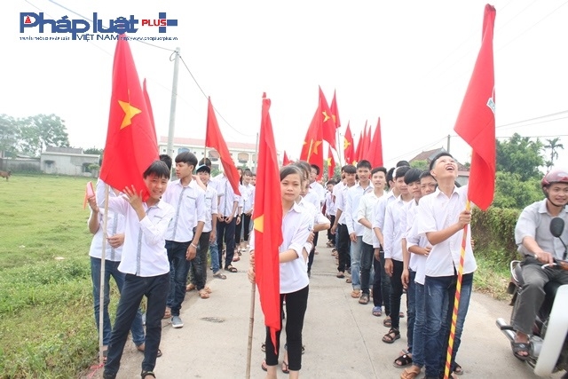 Rộn r&agrave;ng kh&ocirc;ng kh&iacute; hướng tới bầu cử ở Thượng Vực