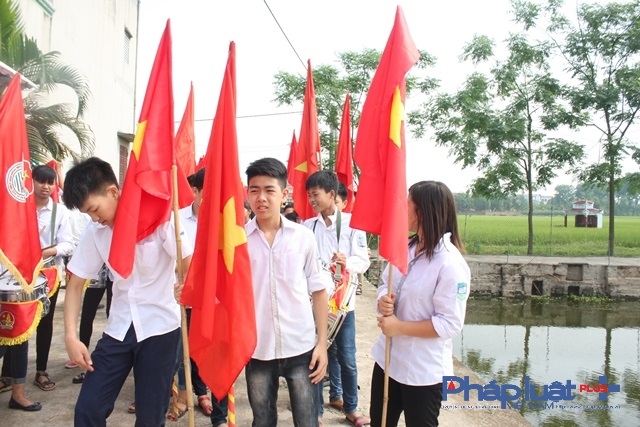 Rộn r&agrave;ng kh&ocirc;ng kh&iacute; hướng tới bầu cử ở Thượng Vực