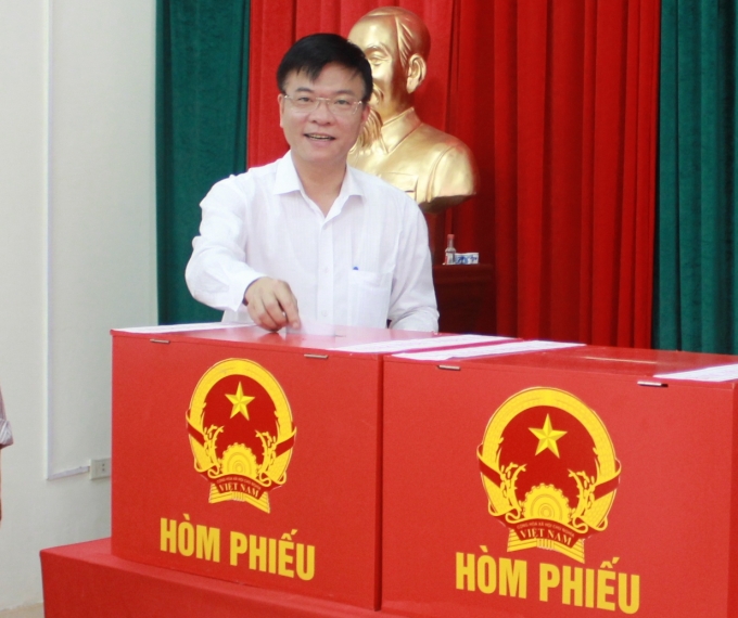 Bộ Trưởng Bộ Tư ph&aacute;p L&ecirc; Th&agrave;nh Long.