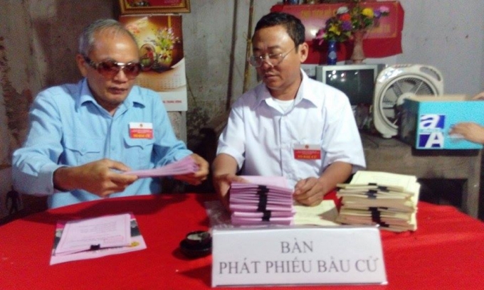 Từ s&aacute;ng sớm, tổ bỏ phiếu ph&iacute;a T&acirc;y Nam H&agrave; Nội, th&ocirc;n Đồng Lu&acirc;n, x&atilde; Thượng Vực, huyện Chương Mỹ đ&atilde; sẵn s&agrave;ng để bầu cử.