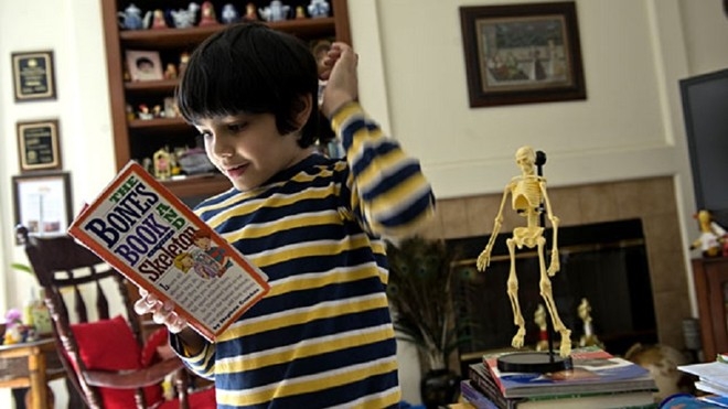 Cậu b&eacute; thi&ecirc;n t&agrave;i trở th&agrave;nh sinh vi&ecirc;n Đại học American River năm 7 tuổi.