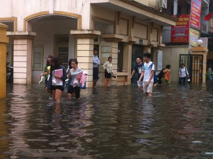 &nbsp;Đại học H&agrave; Nội (đường Nguyễn Tr&atilde;i)