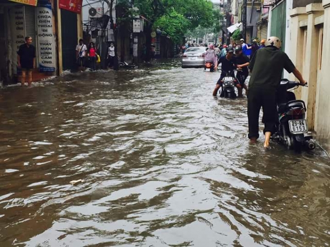 H&agrave; Nội: Người d&acirc;n khốn khổ trước