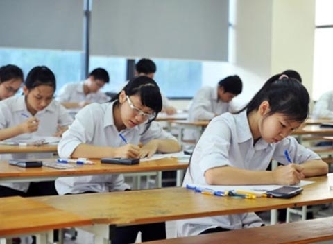 C&aacute;c th&iacute; sinh trong ph&ograve;ng thi tốt ngiệp Trung học phổ th&ocirc;ng. Ảnh mang t&iacute;nh minh họa