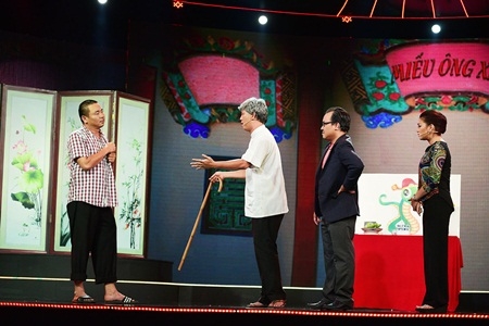 Việt Hương l&ecirc;n tiếng về tin đồn thi&ecirc;n vị nghệ sĩ cải lương hơn diễn vi&ecirc;n h&agrave;i