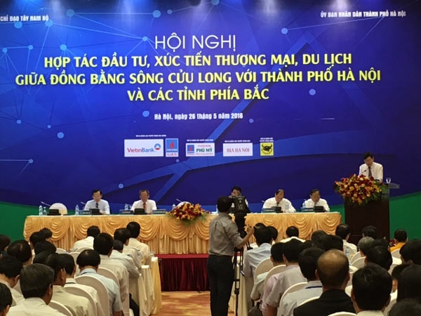 Hội nghị l&agrave; dịp &nbsp;để li&ecirc;n kết thương mại, du lịch giữa ĐBSCL v&agrave; H&agrave; Nội&nbsp;