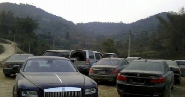 Hàng chục "siêu xe" bị tịch thu, xung công quỹ