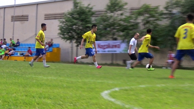 Ph&aacute;p Luật Việt Nam thắng đậm Thể Thao Việt Nam trong loạt trận thứ 2 tại Press Cup 2016