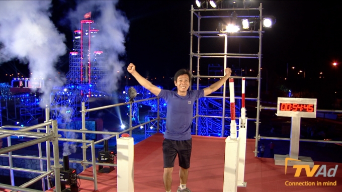 Thầy gi&aacute;o Phan Thanh Chiến với th&agrave;nh t&iacute;ch 54:45.