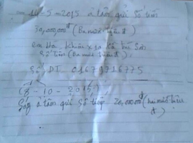 Giấy ghi nợ của b&agrave; H&agrave; với nạn nh&acirc;n.