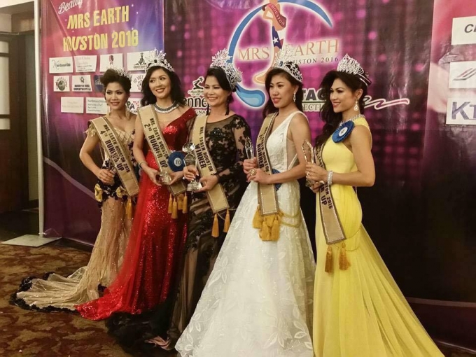 C&aacute;c giải thưởng của cuộc thi Hoa hậu Phu nh&acirc;n Tr&aacute;i đất Việt Nam Quốc tế.