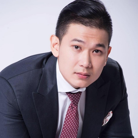 Được biết, bạn trai tin đồn của Hoa hậu Kỳ Duy&ecirc;n t&ecirc;n Tạ C&ocirc;ng Sơn, anh ch&agrave;ng sinh năm 1991 rất ph&ugrave; hợp với những m&ocirc; tả trước đ&oacute; của c&ocirc;.