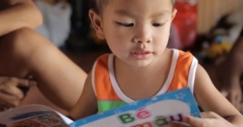 Hà Nội: Độc đáo sân chơi cho trẻ em ở Bãi giữa sông Hồng