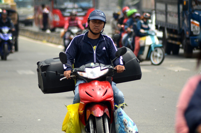 Mang l&ecirc;n c&ocirc;ng cụ xả x&igrave;-tr&eacute;t cuối tuần.