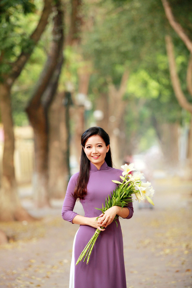 Mới đ&acirc;y, c&ocirc; gi&aacute;o Phan Hồng Anh đ&atilde; đạt giải Nhất Hội thi C&ocirc; gi&aacute;o t&agrave;i năng, duy&ecirc;n d&aacute;ng to&agrave;n quốc 2017.