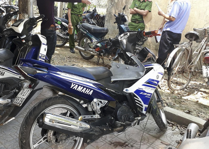 Chiếc xe đối tượng Chiến điều khiển v&agrave; g&acirc;y tai nạn.