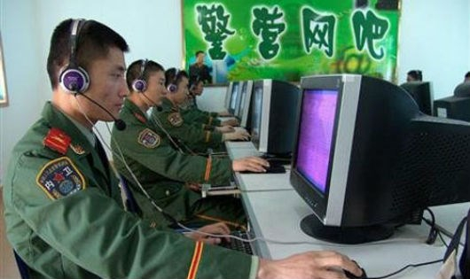 Trung Quốc đang tăng cường kiểm so&aacute;t chặt mạng Internet.