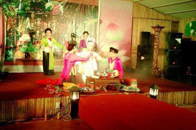 Nh&agrave; h&agrave;ng sen Đầm Trị&nbsp;số 2 Đặng Thai Mai - T&acirc;y Hồ - H&agrave; Nội.