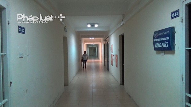 Ngo&agrave;i vi phạm c&aacute;c điều kiện về c&ocirc;ng t&aacute;c PCCC, hiện nay nhiều căn hộ tại t&ograve;a nh&agrave; c&ograve;n được cho thu&ecirc; l&agrave;m văn ph&ograve;ng.