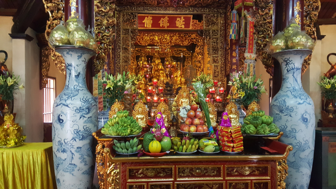 H&agrave; Nội: Phật tử ch&ugrave;a Trấn Quốc hoan hỉ k&iacute;nh mừng đại lễ Phật đản