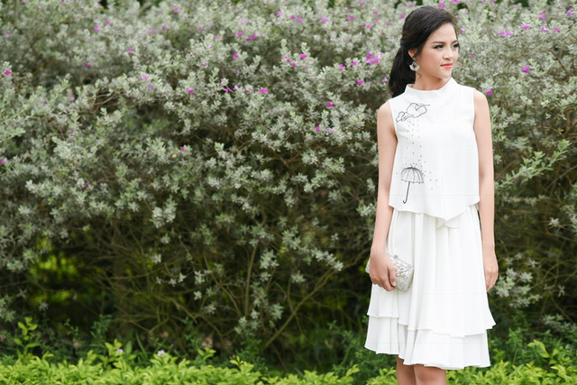 Thu Quỳnh &lsquo;Sống chung với mẹ chồng&rsquo; l&agrave;m n&agrave;ng thơ của NTK Xu&acirc;n L&ecirc;