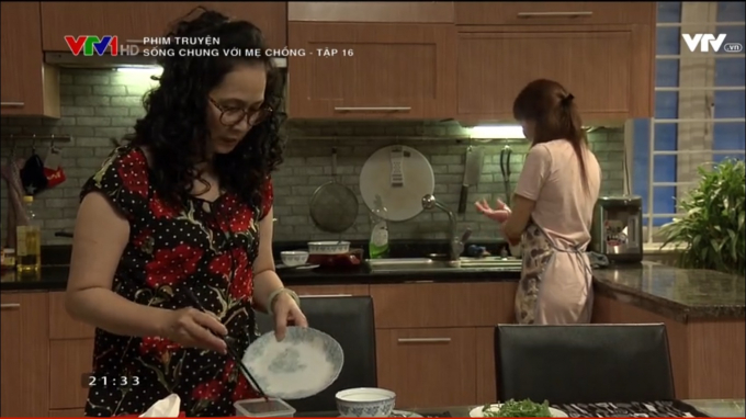 Khi biết con d&acirc;u sẽ đứng t&ecirc;n căn nh&agrave; mới mua, b&agrave; Phương đ&atilde; tỏ th&aacute;i độ.