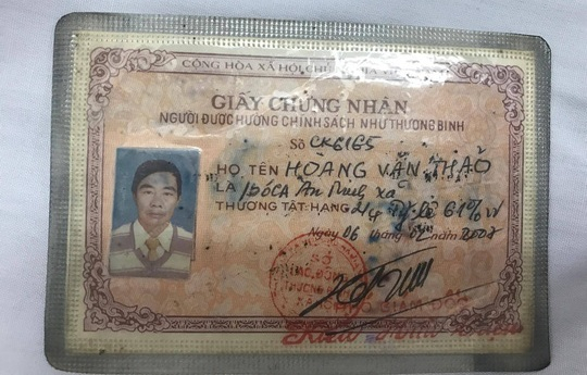 Giấy chứng nhận của &ocirc;ng Ho&agrave;ng Văn Thảo. (Ảnh gia đ&igrave;nh cung cấp).