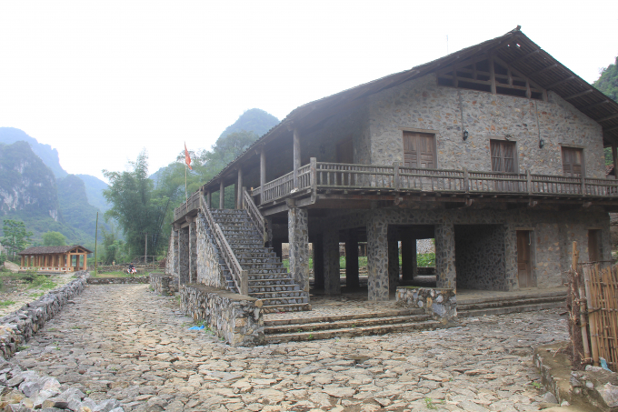 L&agrave;ng T&agrave;y cổ Khuổi Ky, tại x&atilde; Đ&agrave;m Thủy được ph&aacute;t triển th&agrave;nh l&agrave;ng du lịch cộng đồng, nh&acirc;n d&acirc;n đ&atilde; tận dụng&nbsp;những gi&aacute; trị, tinh hoa văn h&oacute;a truyền thống để khai th&aacute;c du lịch.