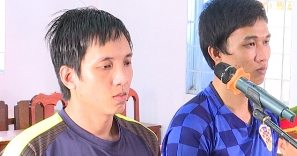 Kẻ xịt hơi cay vào mặt cảnh sát lĩnh án