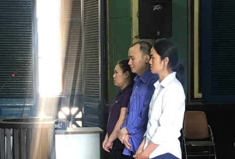 Chiếm đoạt 1,3 tỷ đồng bảo hiểm xã hội, cả nhà cùng vào tù