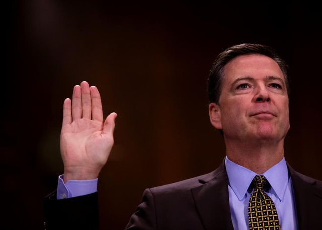 Cựu gi&aacute;m đốc Cục điều tra li&ecirc;n bang Mỹ (FBI) James Comey. (Ảnh: Getty)