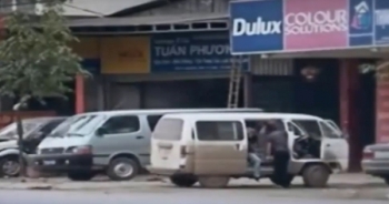 Thầy giáo bỏ dạy lừa cầm cố 20 ô tô lấy tiền ăn chơi