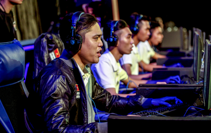 Những tay s&uacute;ng &ldquo;kh&eacute;t tiếng&rdquo; của cộng đồng Truy K&iacute;ch Mobile.