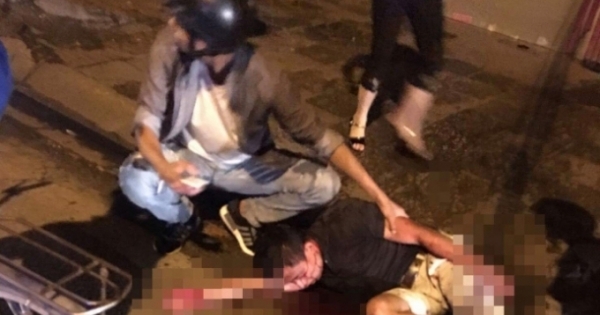 Hà Nội: Chém nhau kinh hoàng trên phố Đại La sau va chạm giao thông