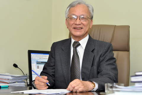 Chuy&ecirc;n gia kinh tế B&ugrave;i Kiến Th&agrave;nh.