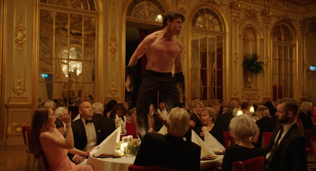 &ldquo;The Square&rdquo; (H&igrave;nh vu&ocirc;ng - đạo diễn người Thụy Điển Ruben &Ouml;stlund)