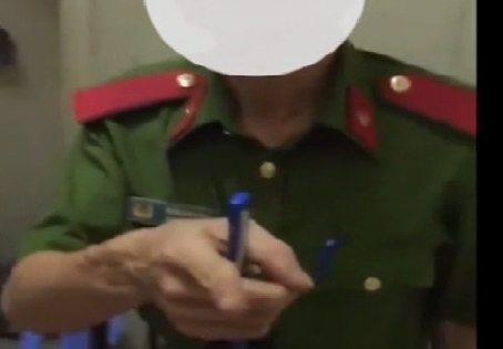 Thực hư việc Công an phường Khương Đình hành hung người quay clip