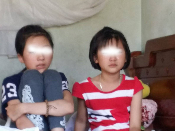 Hai em g&aacute;i của nữ sinh n&agrave;y lu&ocirc;n tục kh&oacute;c nấc l&ecirc;n khi nhắc đến chi g&aacute;i m&igrave;nh.&nbsp;